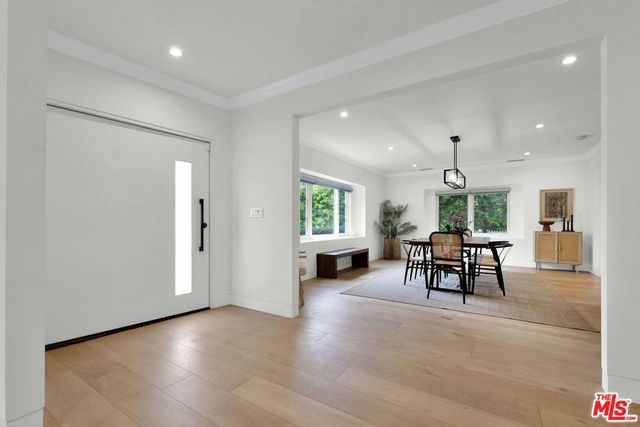 602 S Lucerne Boulevard, Los Angeles, CA 90005