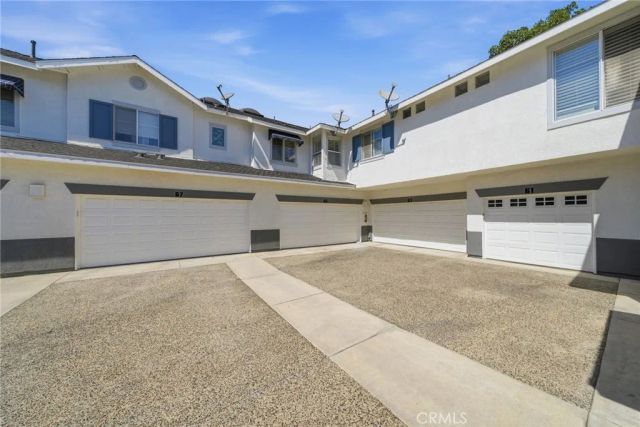 65 Carlsbad, Aliso Viejo, CA 92656