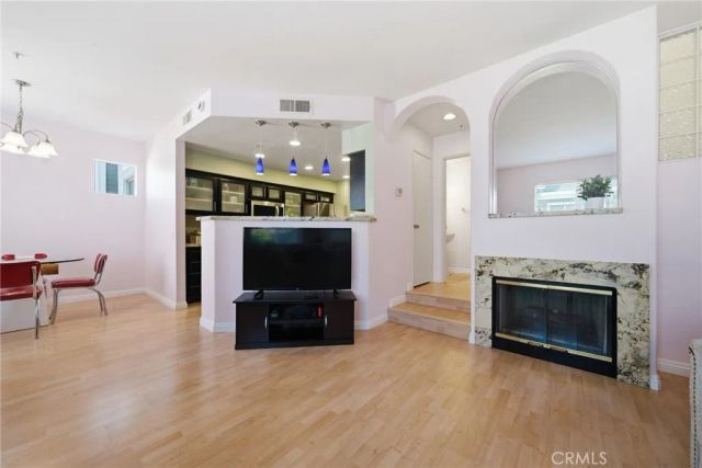 65 Carlsbad, Aliso Viejo, CA 92656