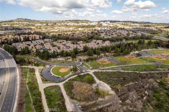 65 Carlsbad, Aliso Viejo, CA 92656