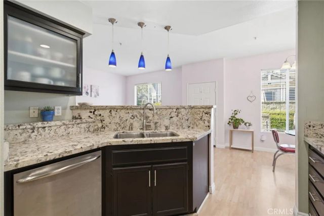 65 Carlsbad, Aliso Viejo, CA 92656