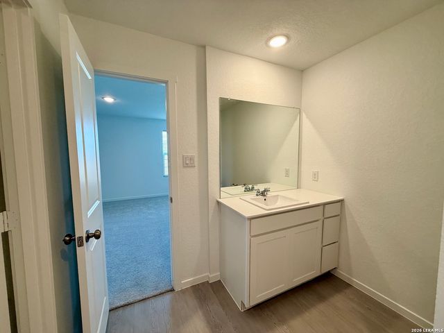 3179 Dispatch Dr, New Braunfels, TX 78130