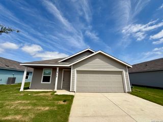 3179 Dispatch Dr, New Braunfels, TX 78130