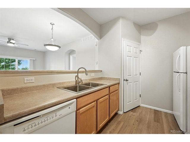 5255 Memphis St 312, Denver, CO 80239