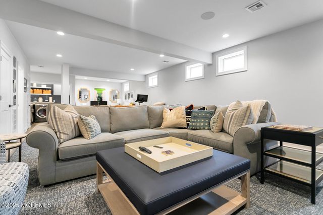 29 Allen Street, Rumson, NJ 07760