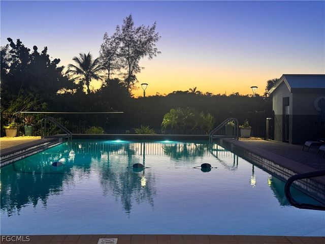 4510 N Key DR 102, North Fort Myers, FL 33903