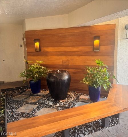 4510 N Key DR 102, North Fort Myers, FL 33903