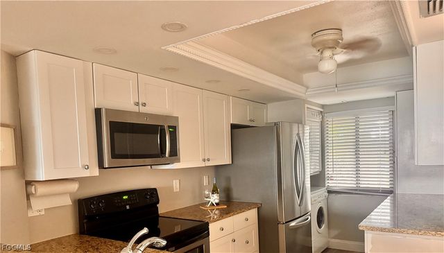 4510 N Key DR 102, North Fort Myers, FL 33903