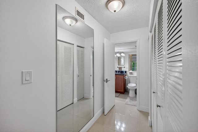 3909 N Ocean Boulevard 314, Fort Lauderdale, FL 33308