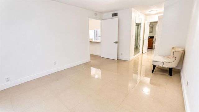 3909 N Ocean Boulevard 314, Fort Lauderdale, FL 33308