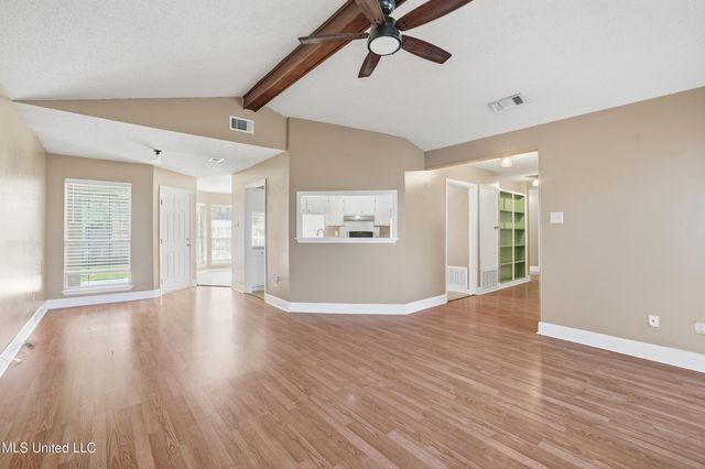 2091 Carolwood Drive, Biloxi, MS 39532