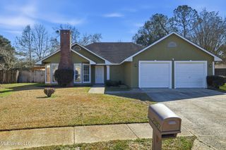 2091 Carolwood Drive, Biloxi, MS 39532