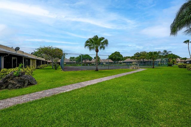 627 Banks Road 48, Margate, FL 33063