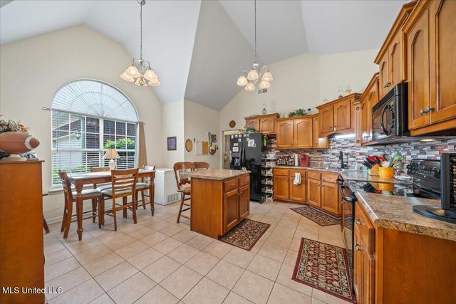 2952 Dawkins Court, Southaven, MS 38672
