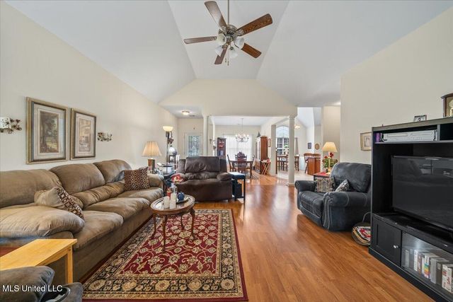 2952 Dawkins Court, Southaven, MS 38672