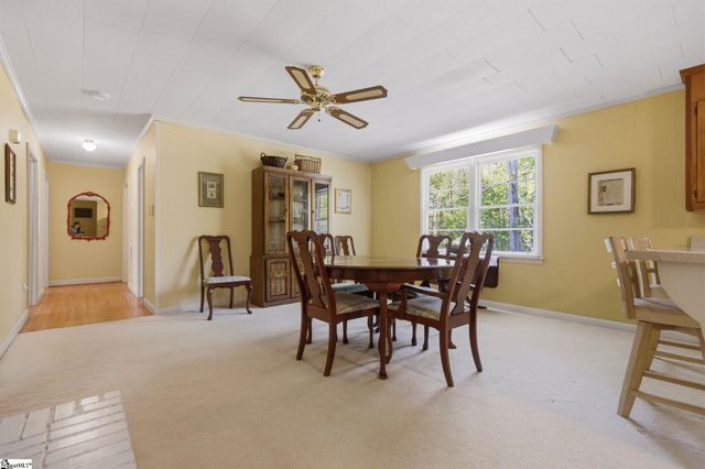 7 Dera Street, Greenville, SC 29615