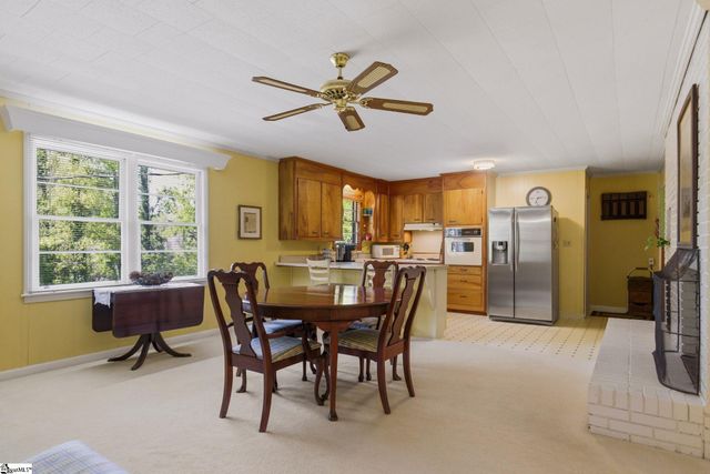 7 Dera Street, Greenville, SC 29615