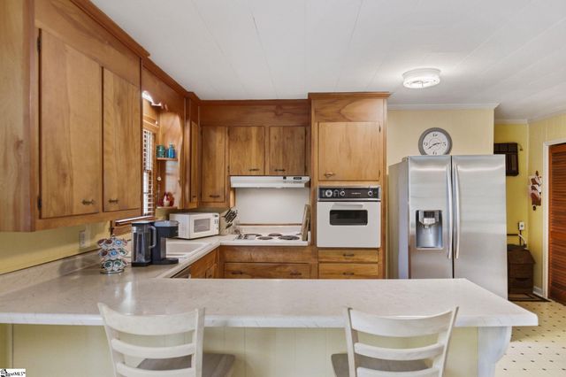 7 Dera Street, Greenville, SC 29615