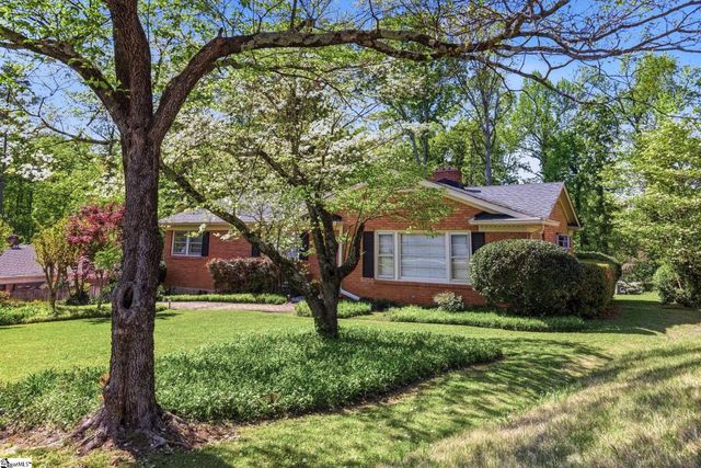 7 Dera Street, Greenville, SC 29615