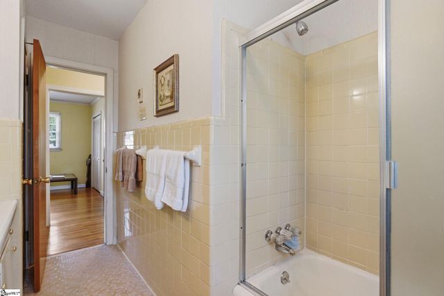 7 Dera Street, Greenville, SC 29615