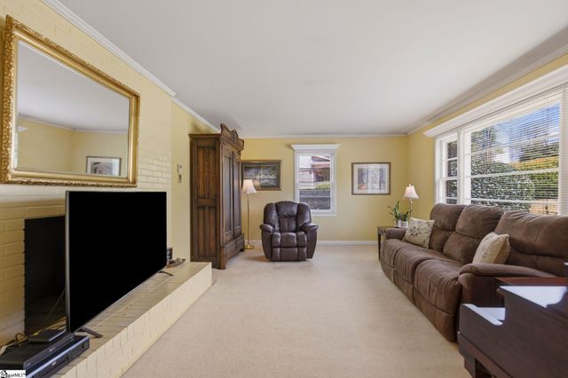 7 Dera Street, Greenville, SC 29615