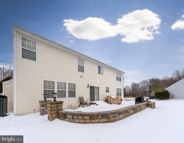 9 GREENS LANDING CT, Randallstown, MD 21133