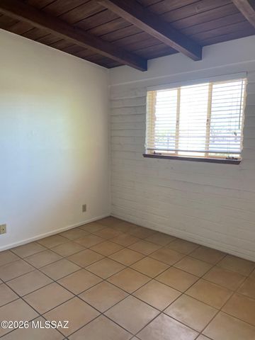 5434 E 6th Street, Tucson, AZ 85711