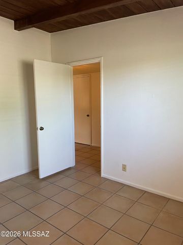 5434 E 6th Street, Tucson, AZ 85711