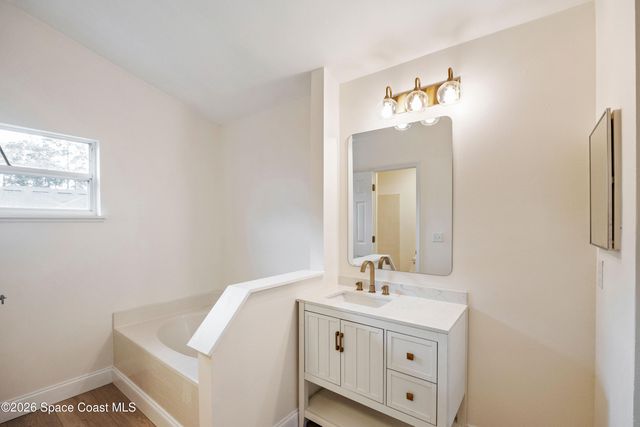 320 Wisteria Avenue NW, Palm Bay, FL 32907