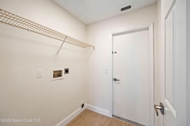 320 Wisteria Avenue NW, Palm Bay, FL 32907