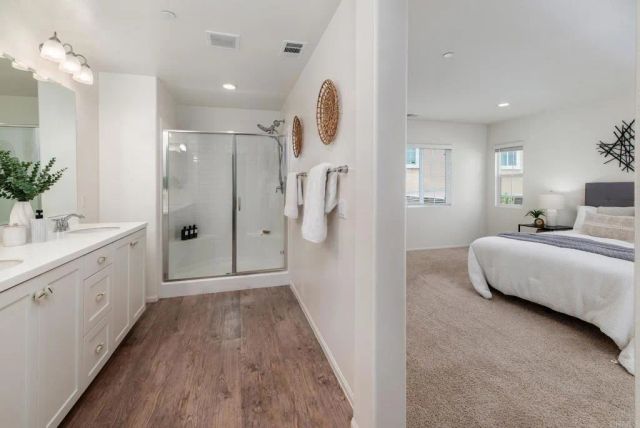 251 Saratoga Court, Vista, CA 92083