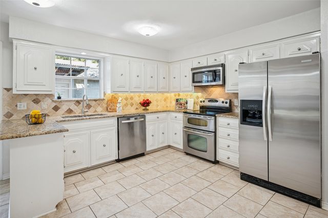 2013 Apollo Road, Richardson, TX 75081