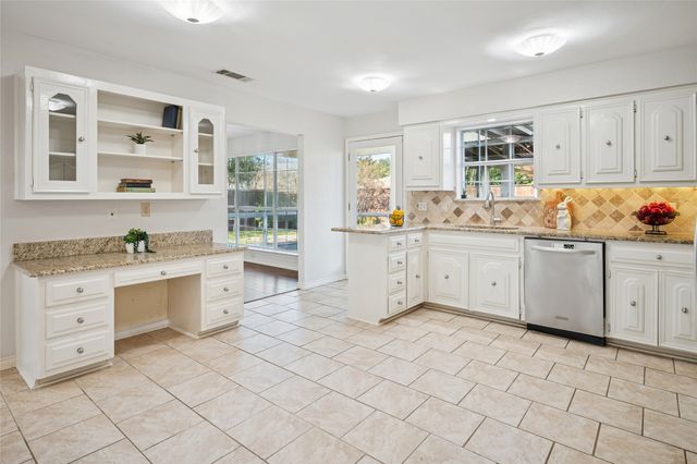 2013 Apollo Road, Richardson, TX 75081