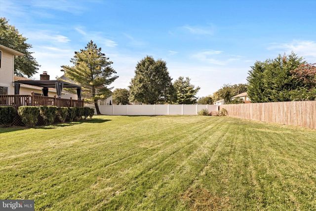 111 ROBIN DR, Hamilton, NJ 08619