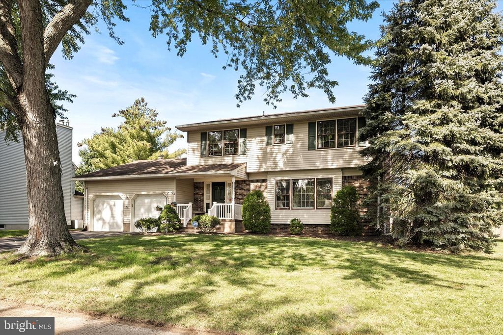 111 ROBIN DR, Hamilton, NJ 08619