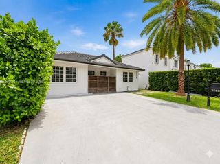 2558 NE 206th Terrace, Miami, FL 33180