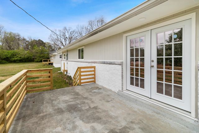 1103 Clingan Ridge Drive NW, Cleveland, TN 37312