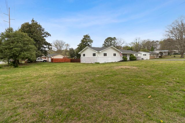 1103 Clingan Ridge Drive NW, Cleveland, TN 37312