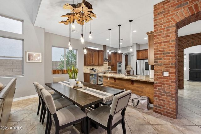 6243 S ROCHESTER Drive, Gilbert, AZ 85298