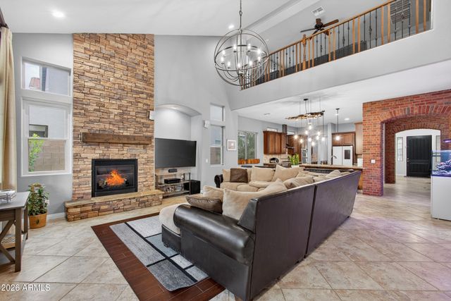 6243 S ROCHESTER Drive, Gilbert, AZ 85298