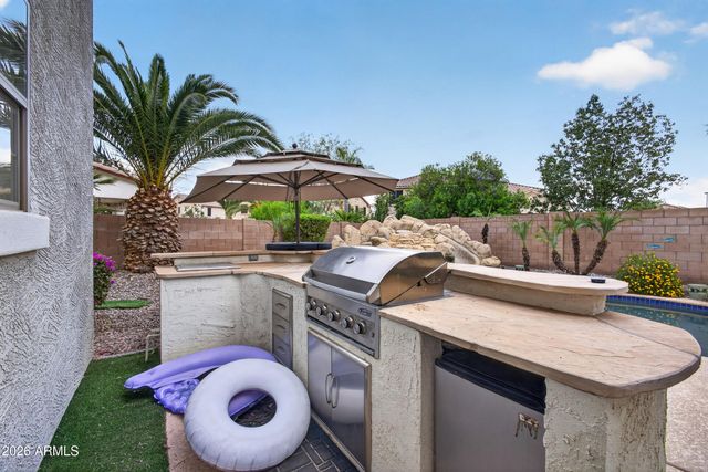 6243 S ROCHESTER Drive, Gilbert, AZ 85298