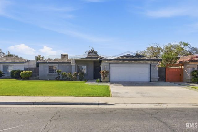 5313 Tyner Lane, Bakersfield, CA 93307