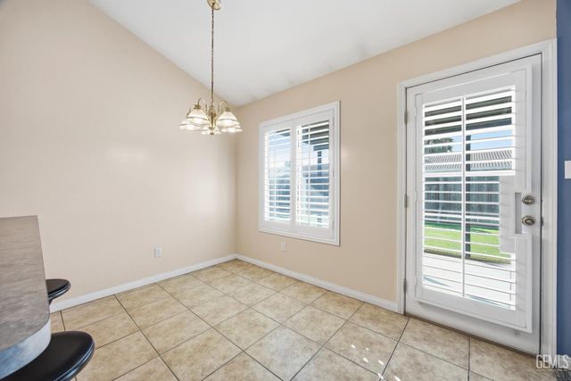 5313 Tyner Lane, Bakersfield, CA 93307