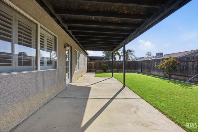 5313 Tyner Lane, Bakersfield, CA 93307