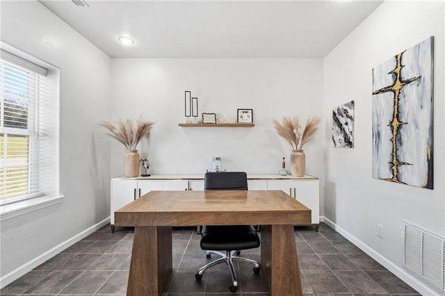 12265 Greasy Valley Road, Prairie Grove, AR 72753