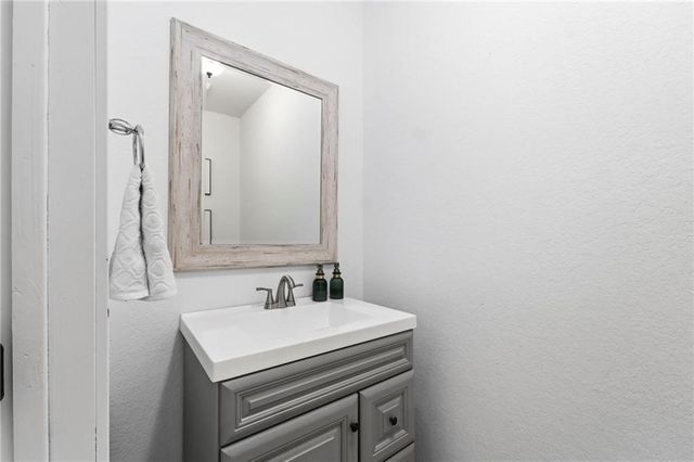 12265 Greasy Valley Road, Prairie Grove, AR 72753