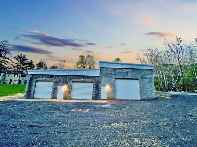 1799 TRIPHAMMER ROAD, South Park, PA 15129