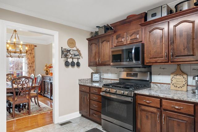 495 Favre Cir, Winchester, TN 37398