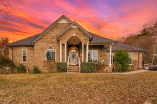495 Favre Cir, Winchester, TN 37398