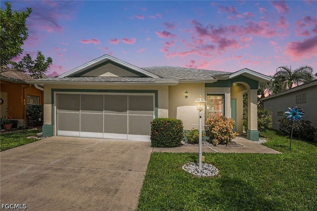 10708 Blue Bimini CIR, Estero, FL 33928